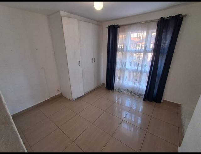 2 BEDROOM HOUSE FOR SALE IN MONDEOR
